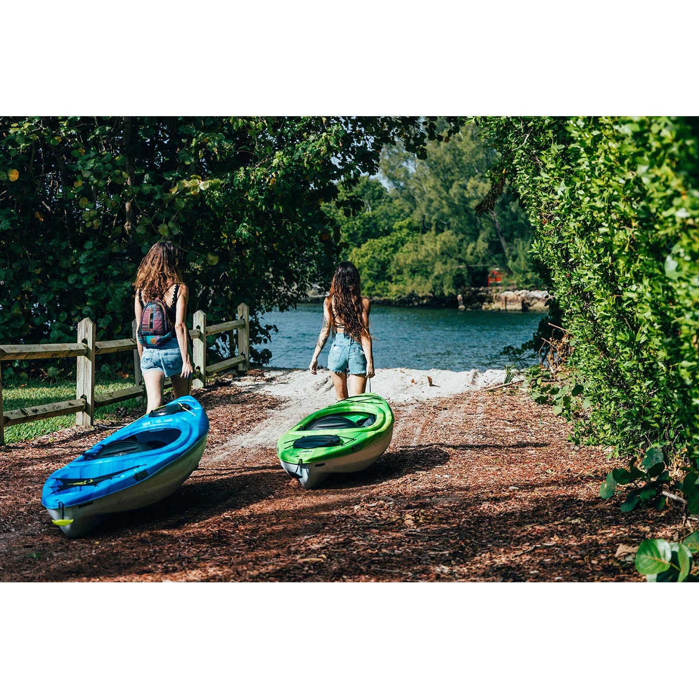 Sit-in Recreational Kayak 10 ft Deep Blue White E229440