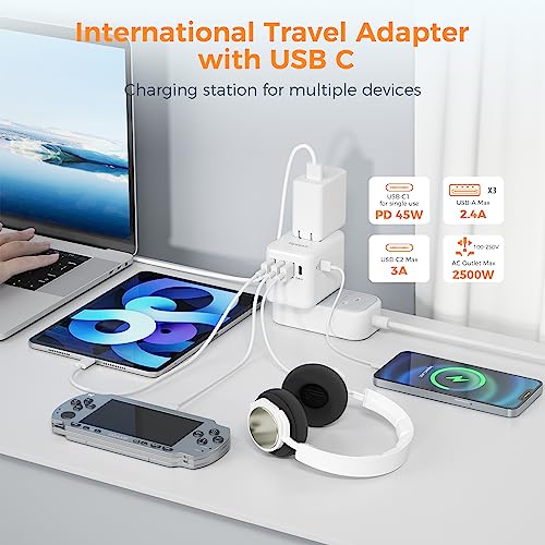 Universal Travel Plug Adapter 30W with USB C and 4 USB A Ports Q472
