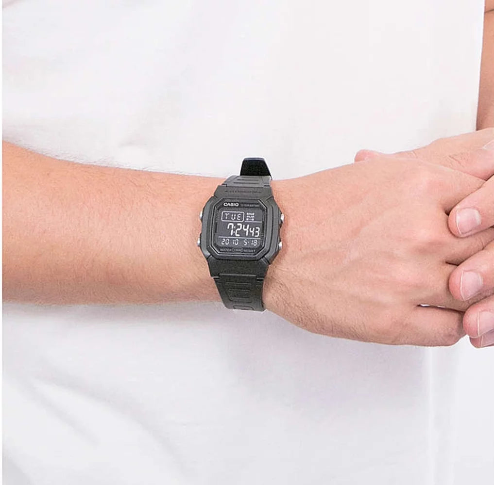 Men's Classic Digital Quartz 100m Black Resin Watch O10855