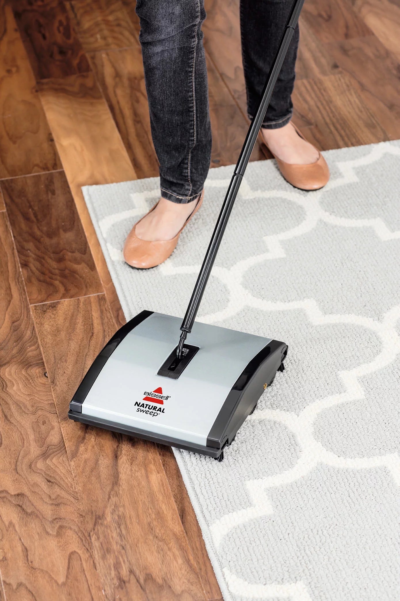 Manual Carpet & Floor Sweeper F3327