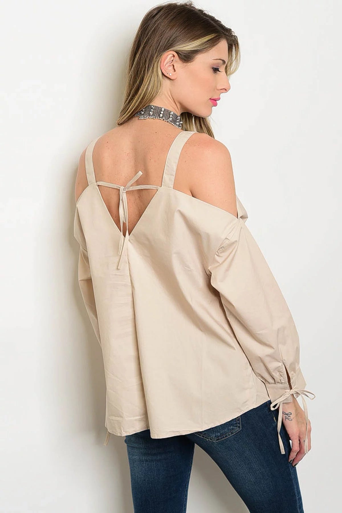 Cold Shoulder Poplin Top U57402