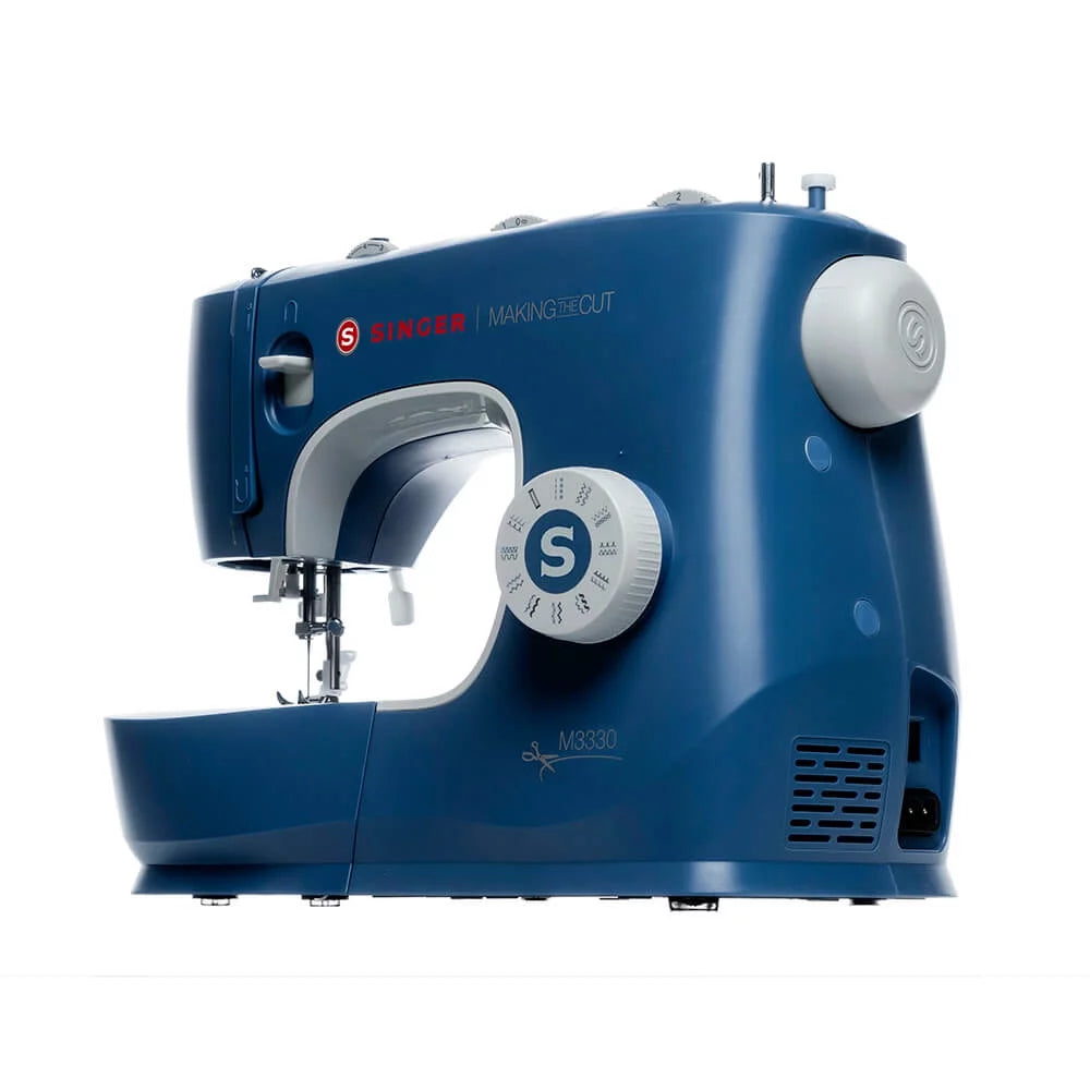Sewing Machine with Accessories - Refurbished B169636