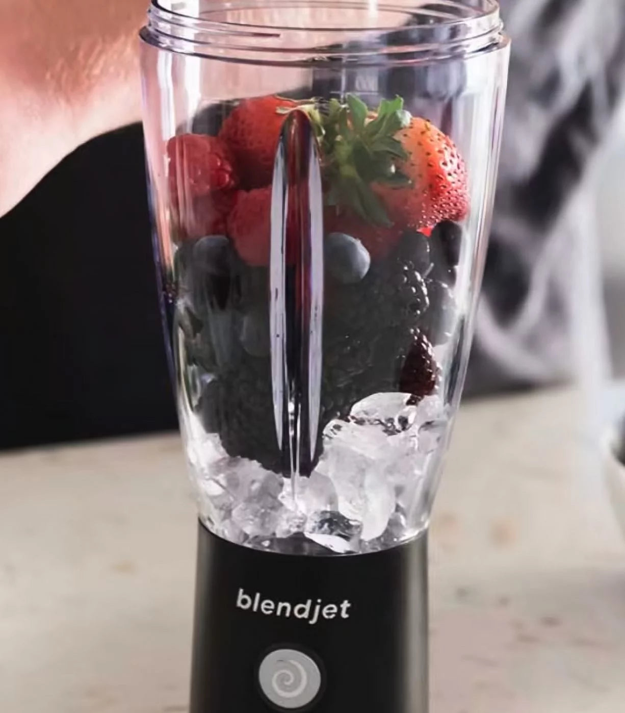 Portable Blender Cup, 32 oz, Clear E22040