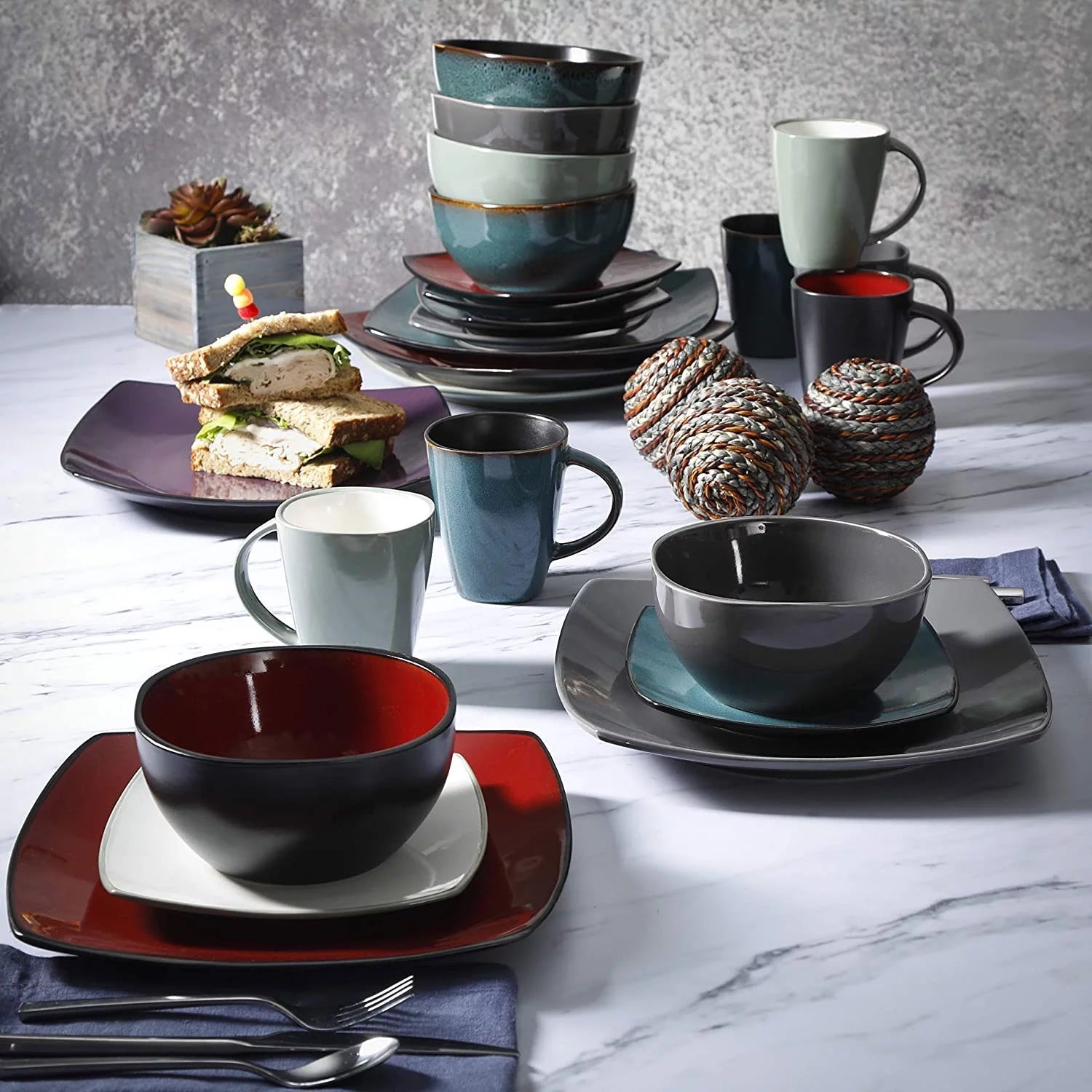 Teal Dinnerware Set, 16 Piece Plates Bowls and Mugs Z89386