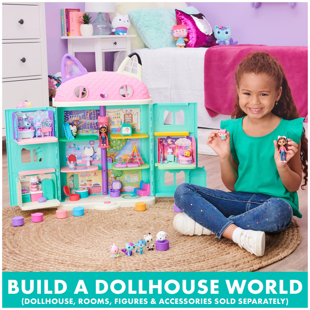 Deluxe Dollhouse Gift Set with 7 Toy Figures E89607