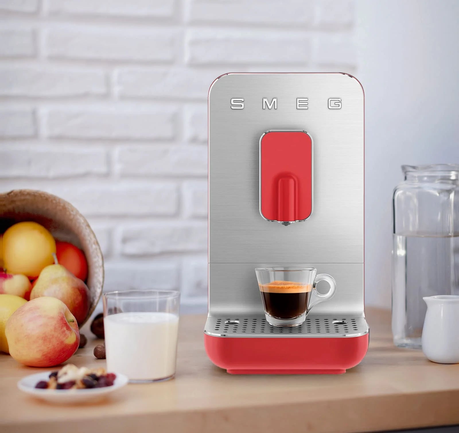 Fully Automatic Coffee Machine (Red) W560