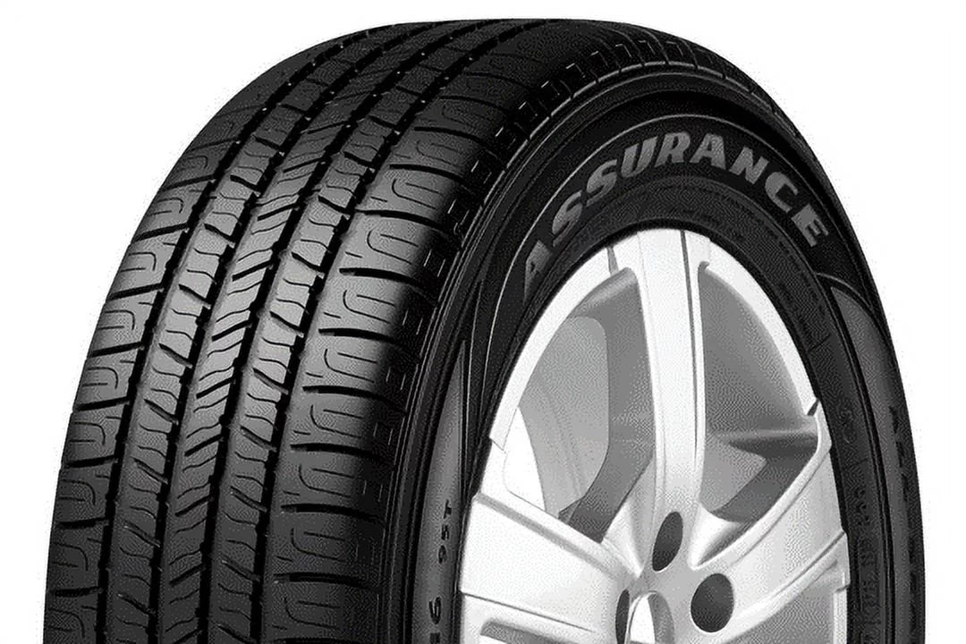 All-Season 225/60R18 100H Passenger Tire X17914