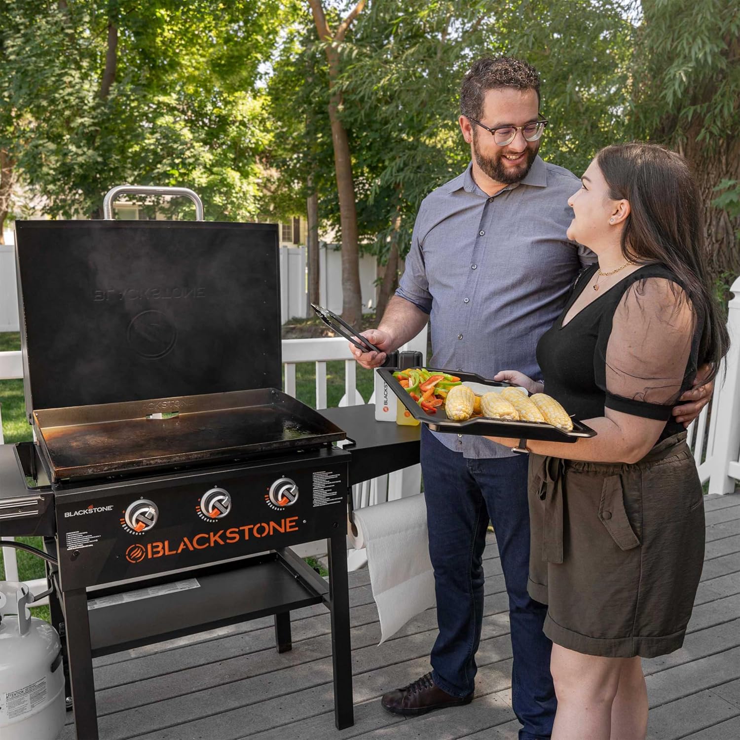 28 Inch 3-Burner Outdoor Flat Top Grill with Hood and Seasoning T8216