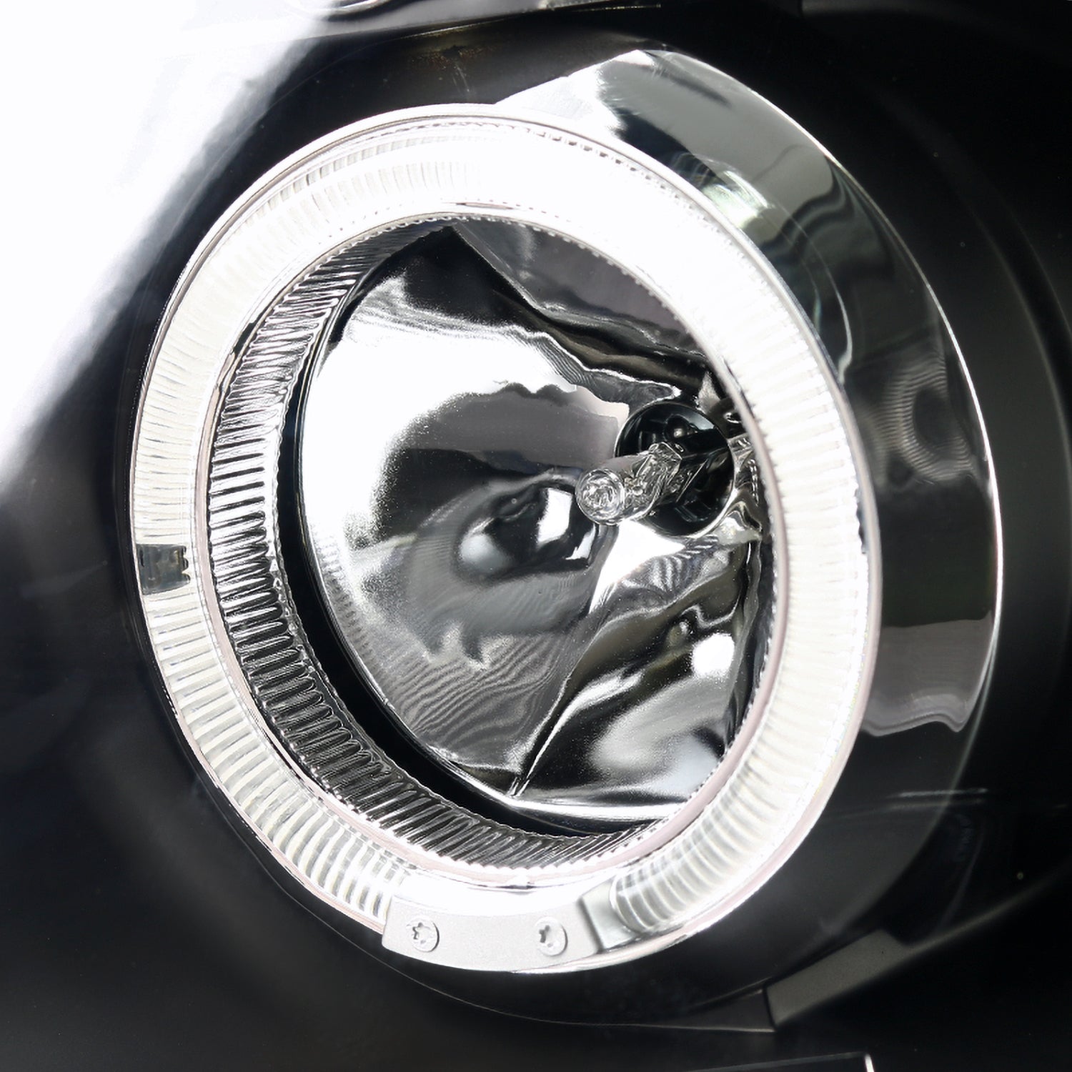 Halo Projector Headlights + LED Tail Lamps Combo for 2004-2015 Nissan Titan T67512