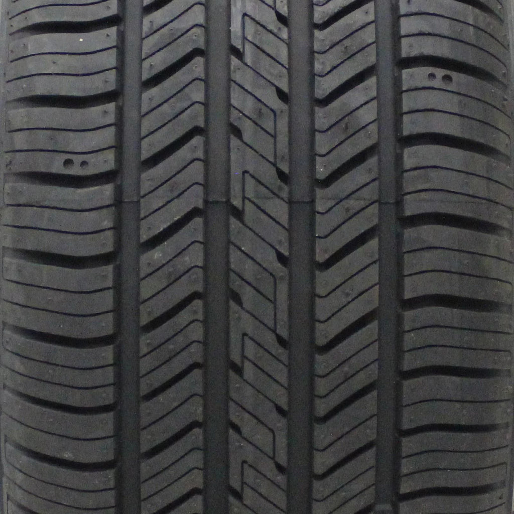 All-Season Tire 235/75R15 C10583