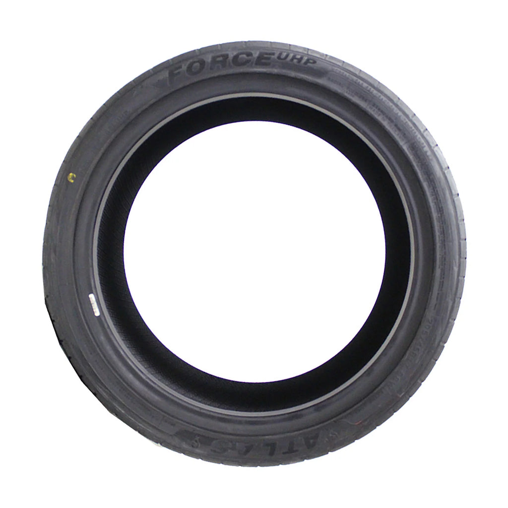 235/55R17 99W UHP Tire L555075