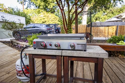 26 Inch Flat Top Gas Grill with 3 Burners, Propane, Stainless Steel Tabletop with Pre Season Griddle I61934