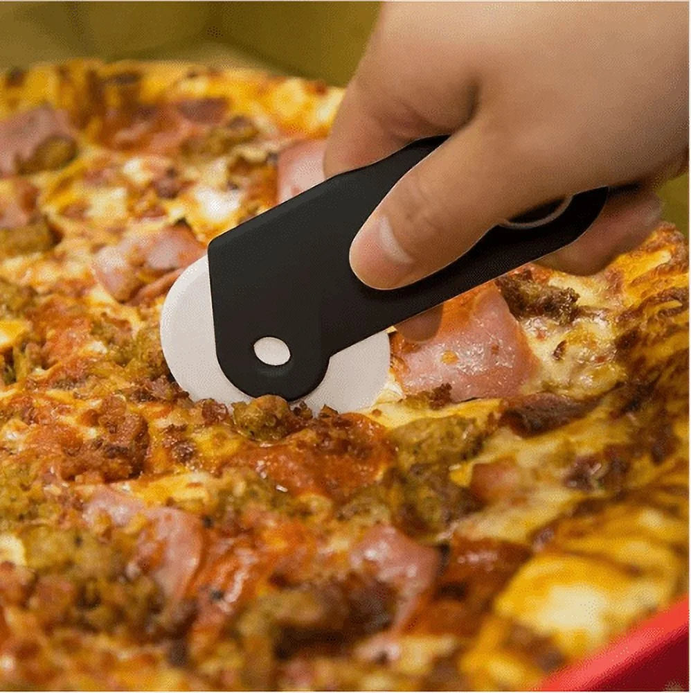 Countertop Pizza Maker with Pizza Cutter and Parchment Paper Y5982
