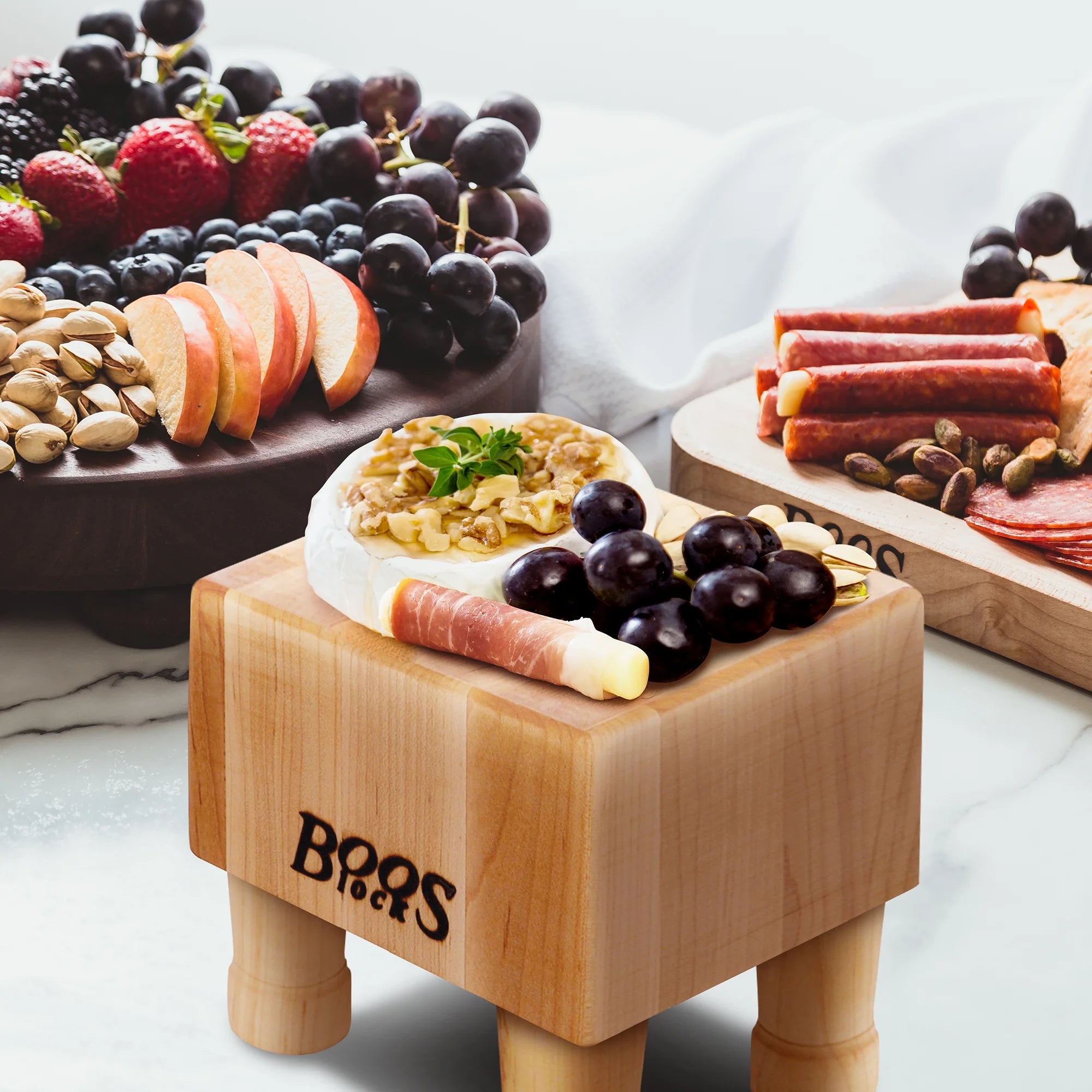 Maple Wood Cutting Board with Feet, 6 x 6 E6610