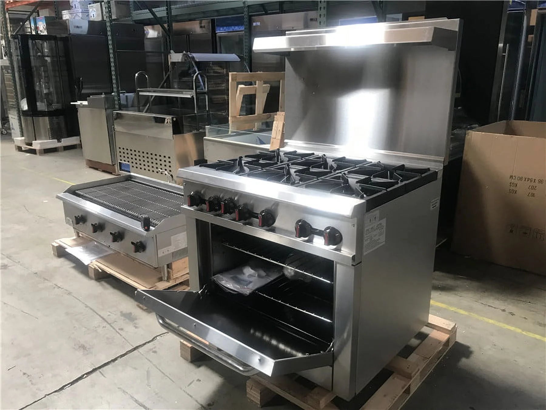 Commercial Range & Oven, 6 Burners, 36" Width, Natural Gas and Propane L92582