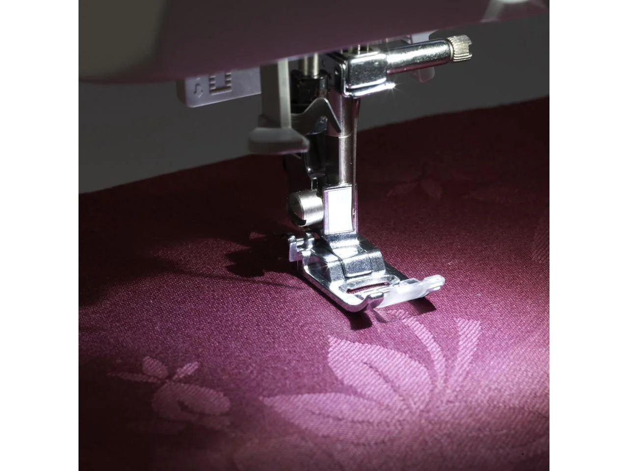 14-Stitch Sewing Machine L3322
